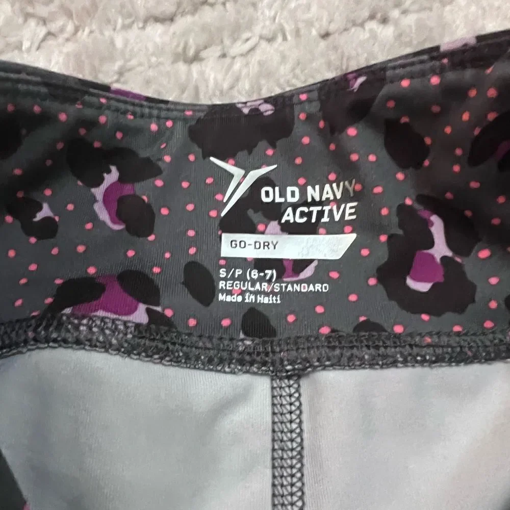 Old Navy Active Go-dry Leopard print Girl CapriSize 6 -7 Y